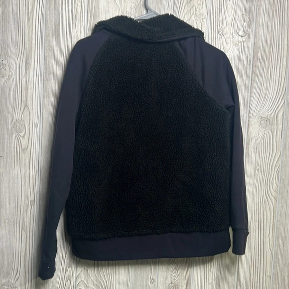 ATHLETA Range Sherpa Jacket, Black, Size XS - Picture 4 of 6
